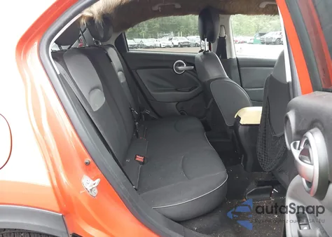 2016 Fiat 500X Easy из США, поврежденный, VIN ZFBCFXBTXGP391612